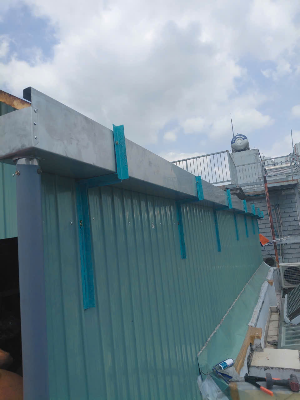 Công trình máng xối inox hoàn thiện tại Bình Dương